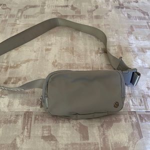 Lululemon Everywhere Belt Bag 1L